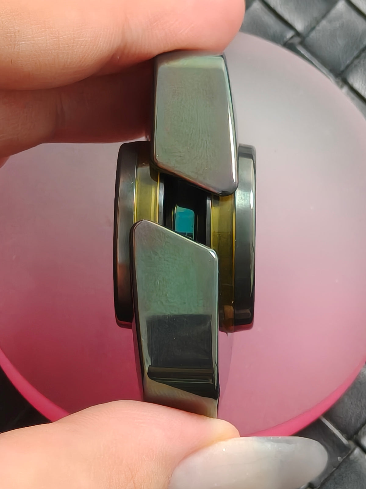 Premium Exquisite Cloud Zirconium Oil Slick