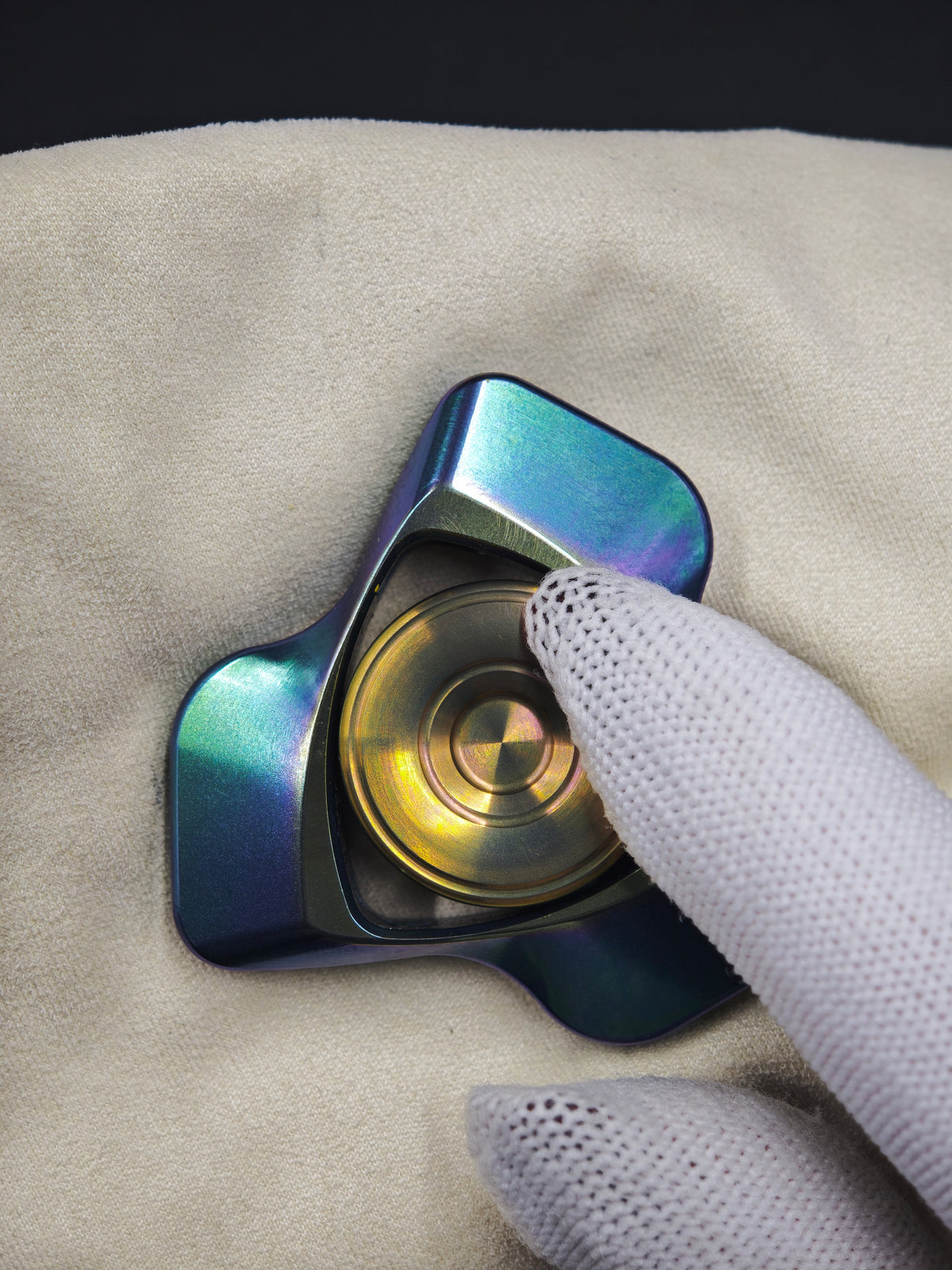 Phantom Dual Leaf Tungsten Color-Anodized