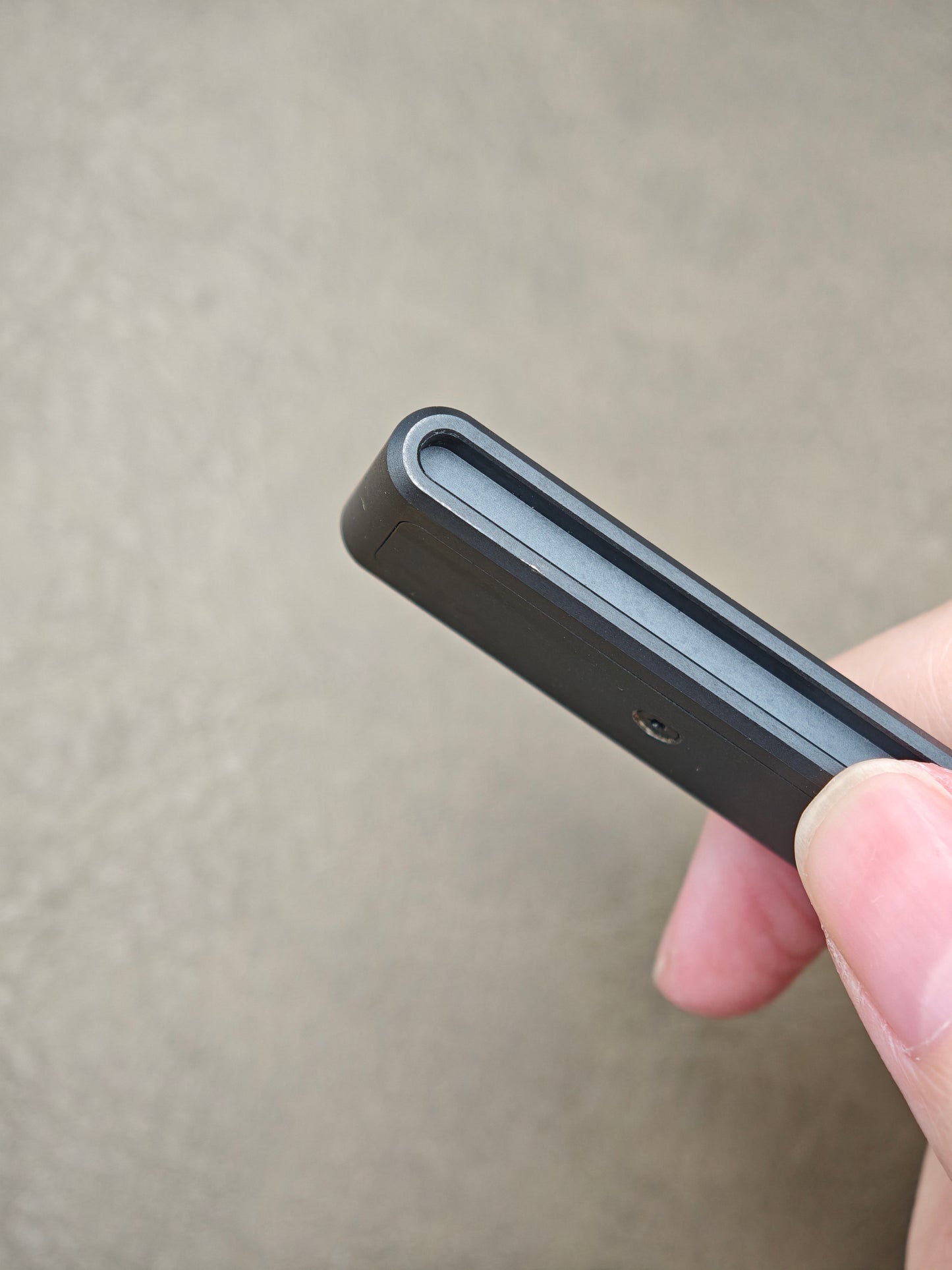 Razor Zirconium