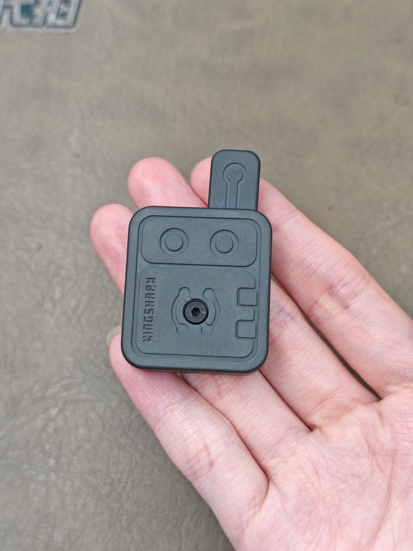 Rabbot Zirconium
