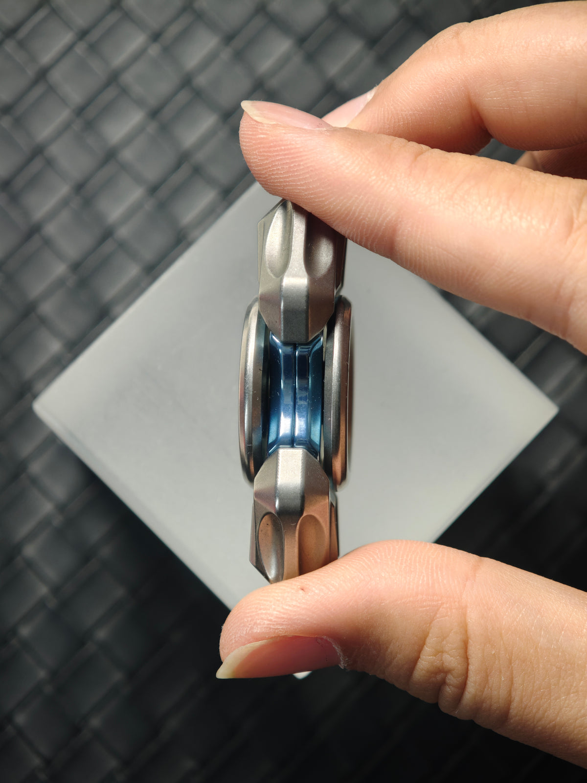 Spin Titanium