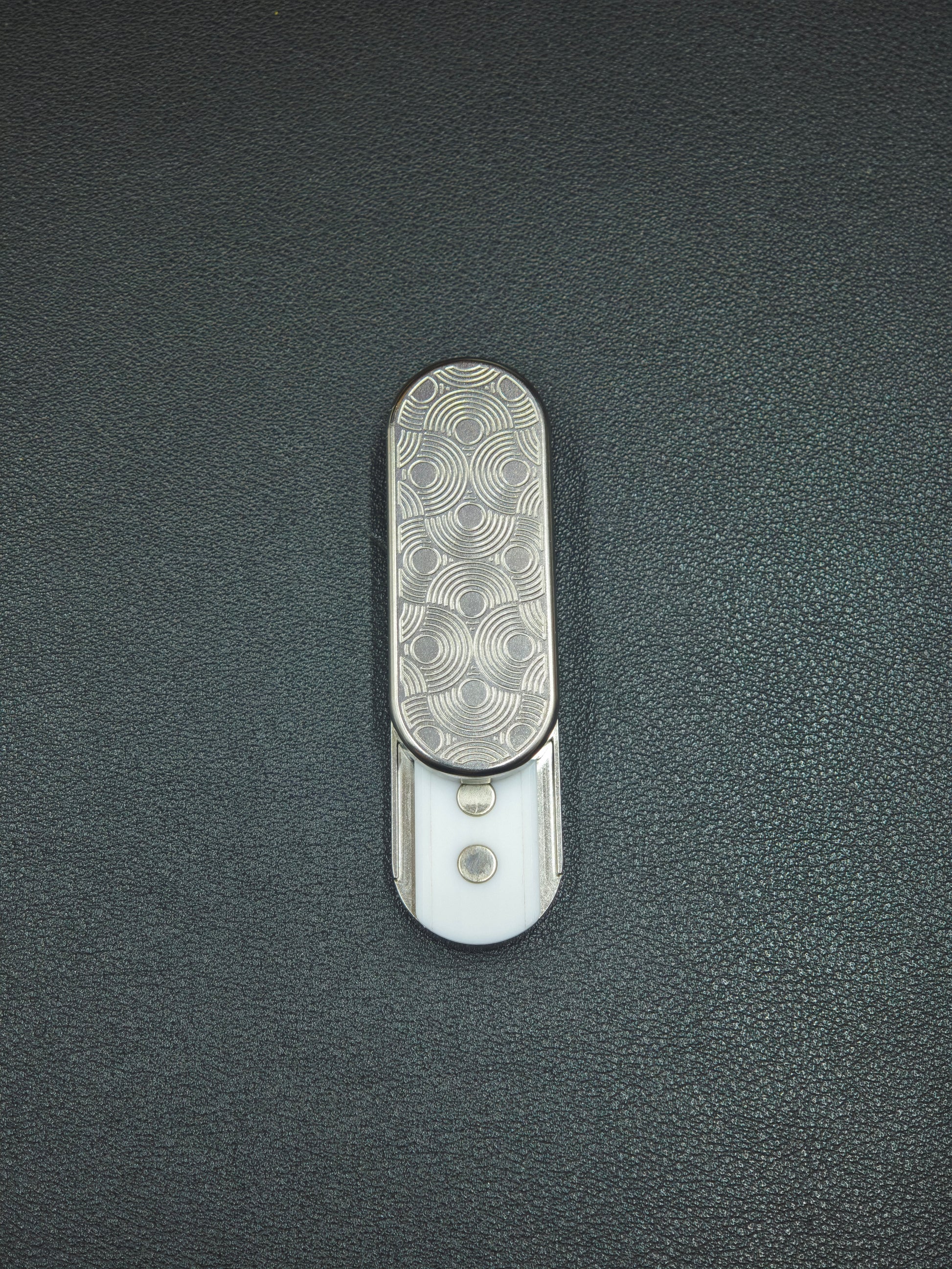 Ming Yin Titanium Stonewashed