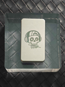 Mute Stainless Steel