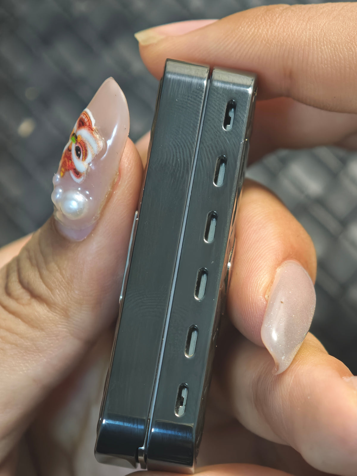 Feng Ling Zirconium Polished