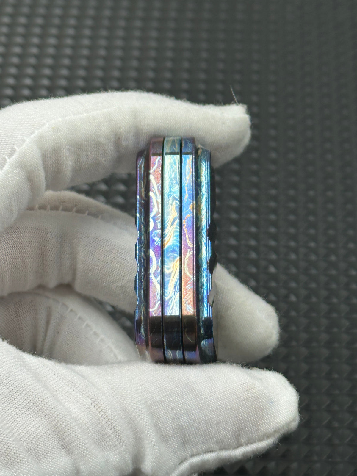 Lucky Candy Titanium