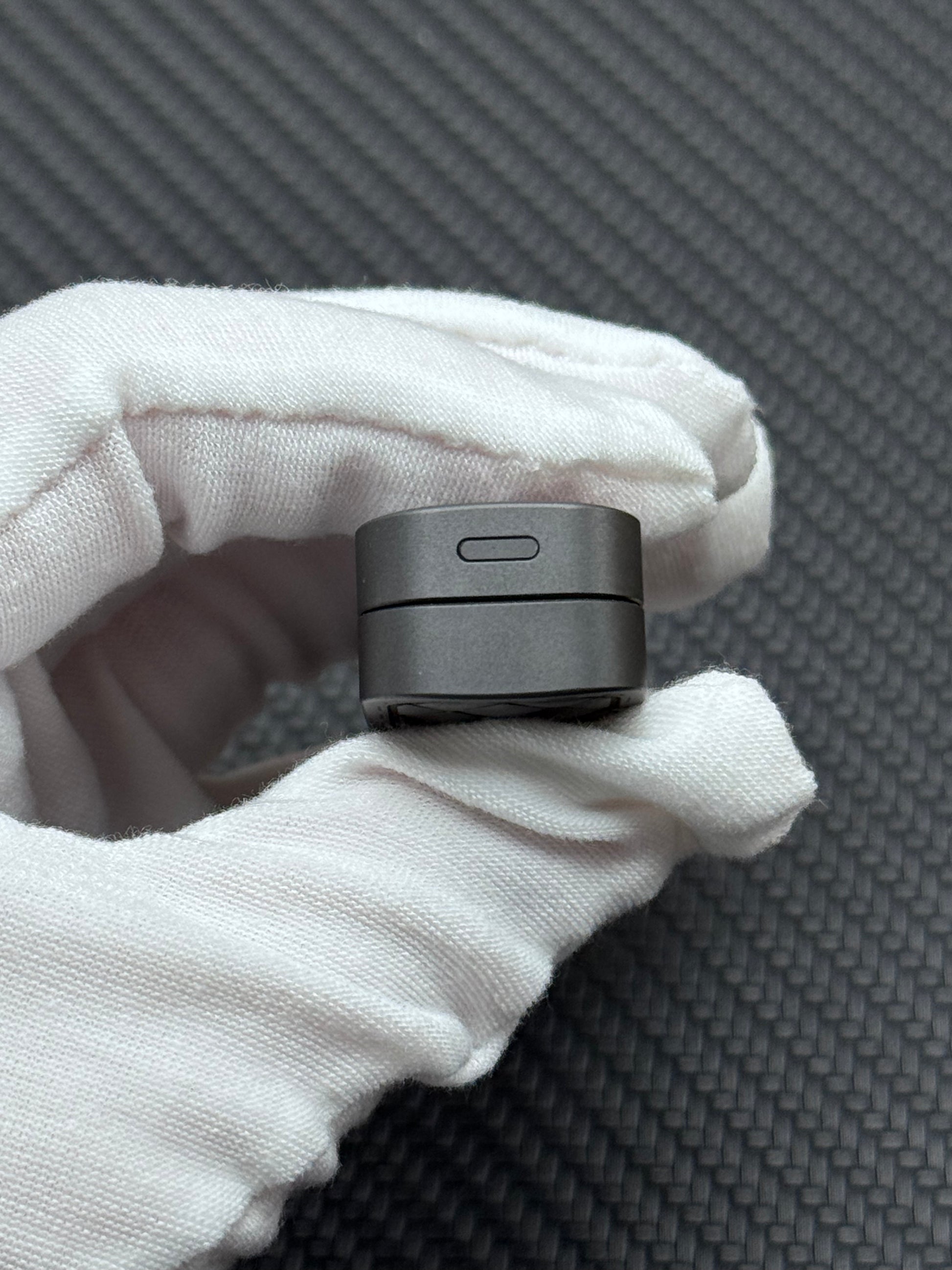 Feng Ling Zirconium