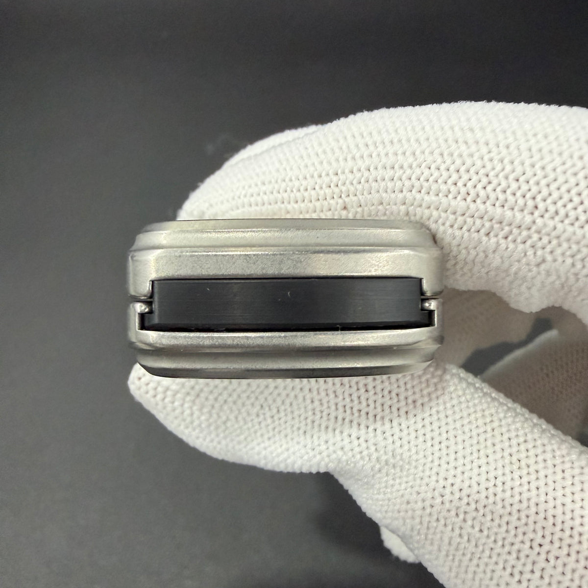 Wormhole Stainless Steel