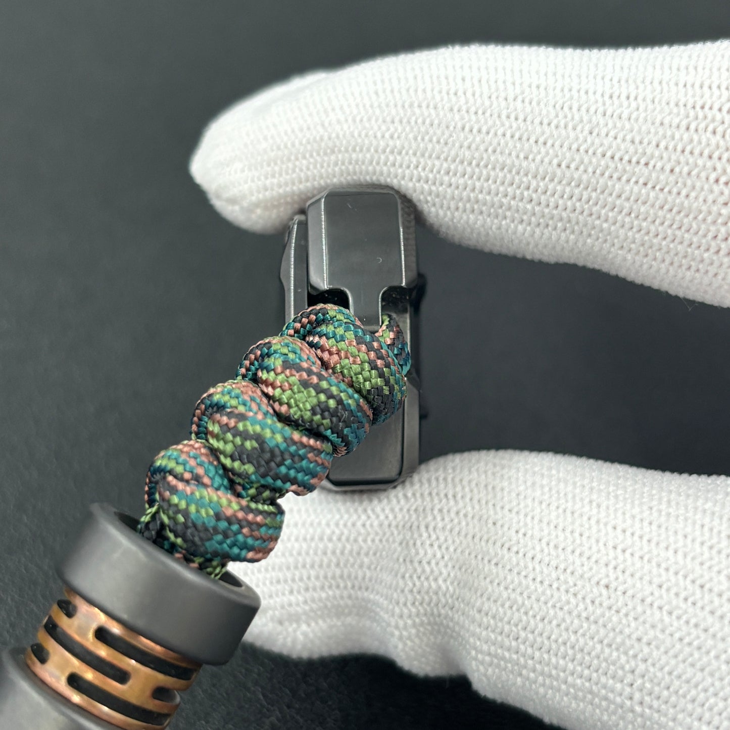Thousand machines Zirconium