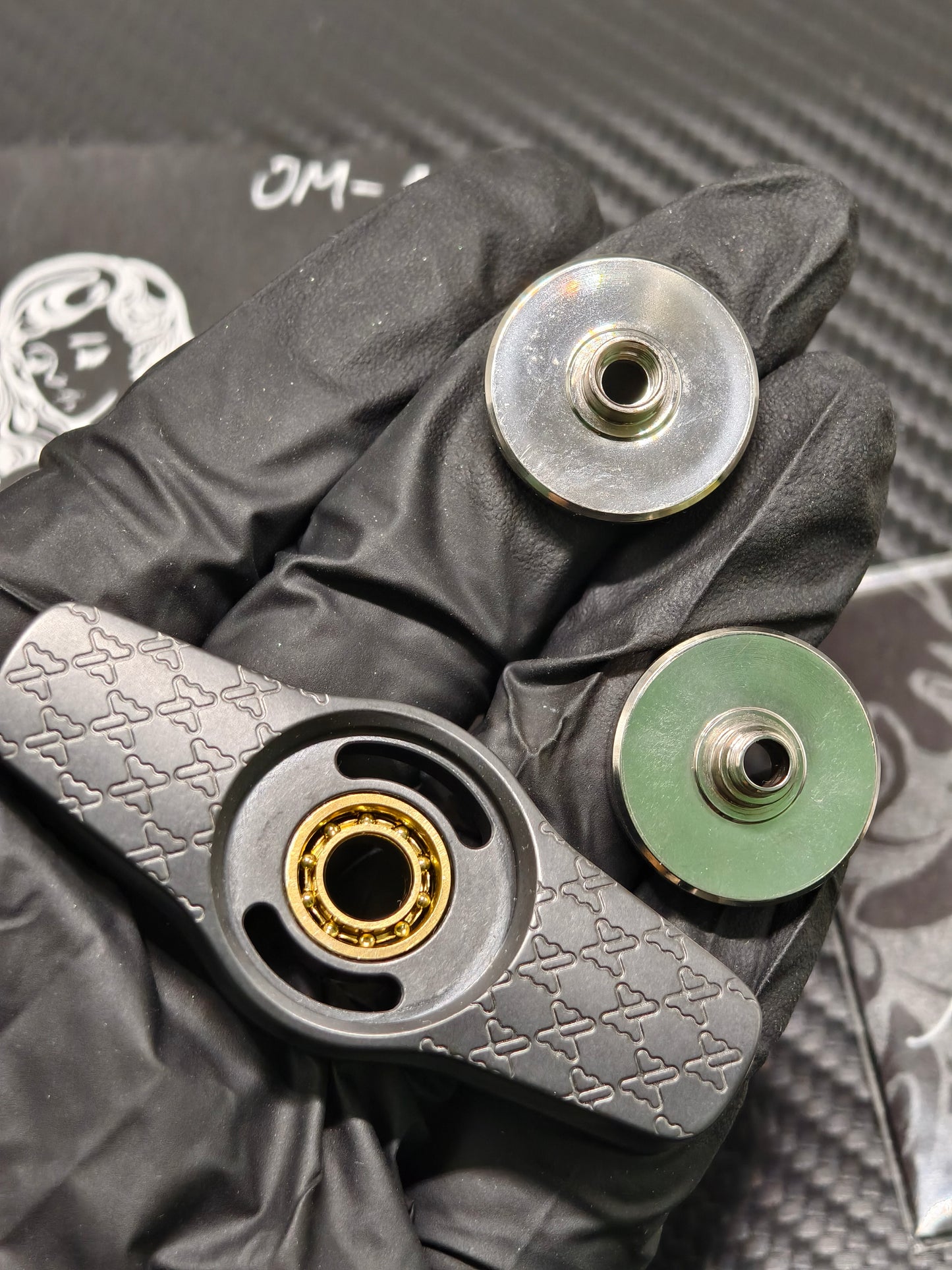 Oumuamua Premium & Buckle Zirconium