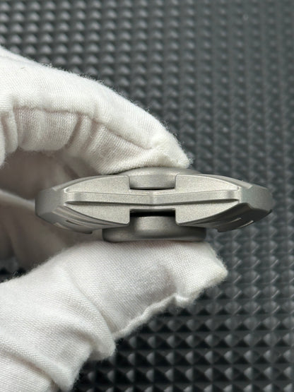 G One Titanium