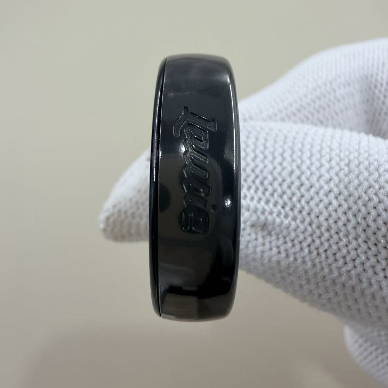 Slim Zirconium