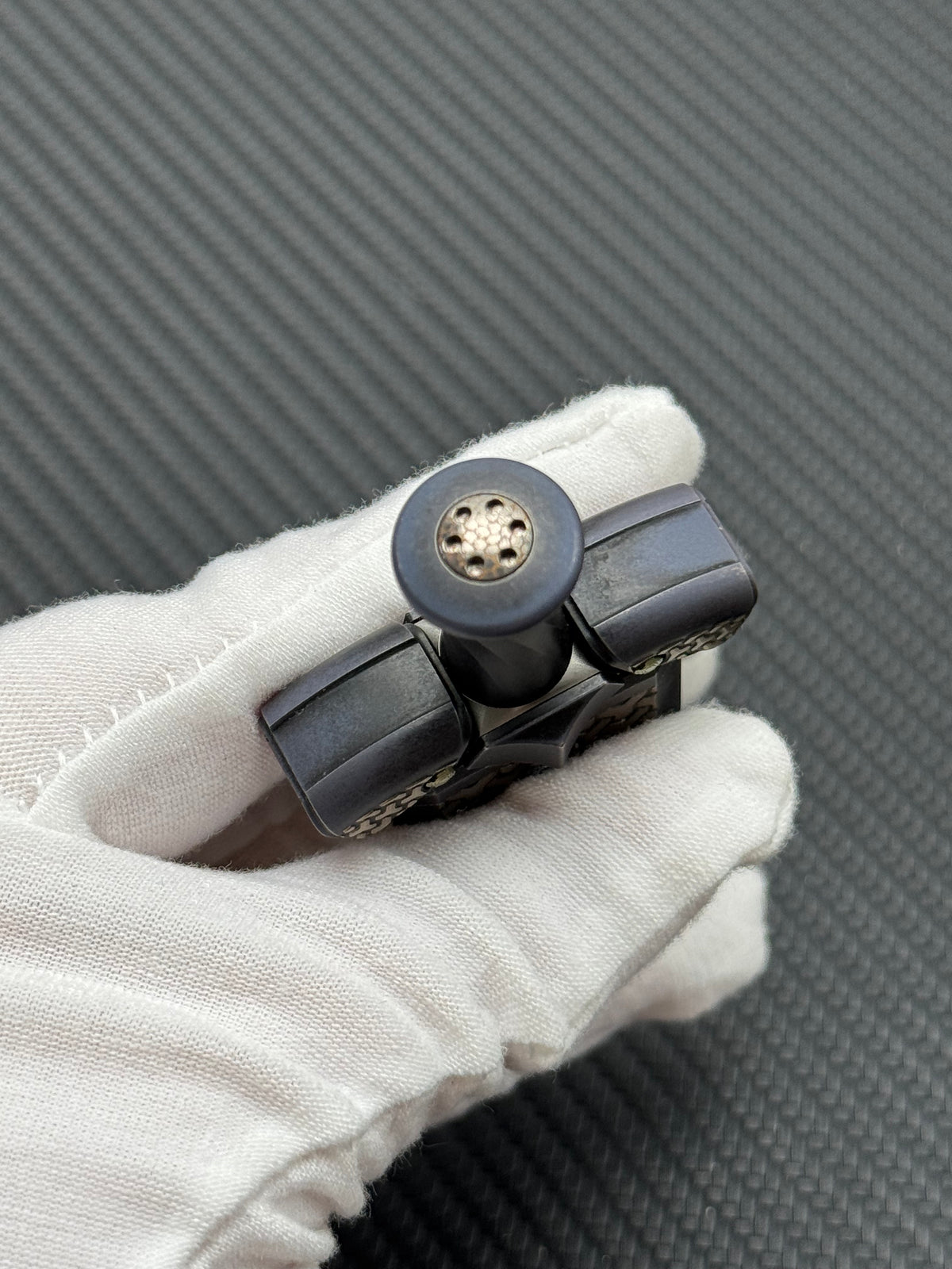 Aroundight Titanium