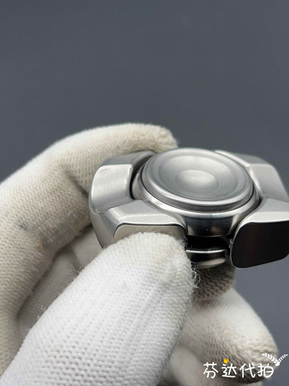 Mud St Stainless Steel