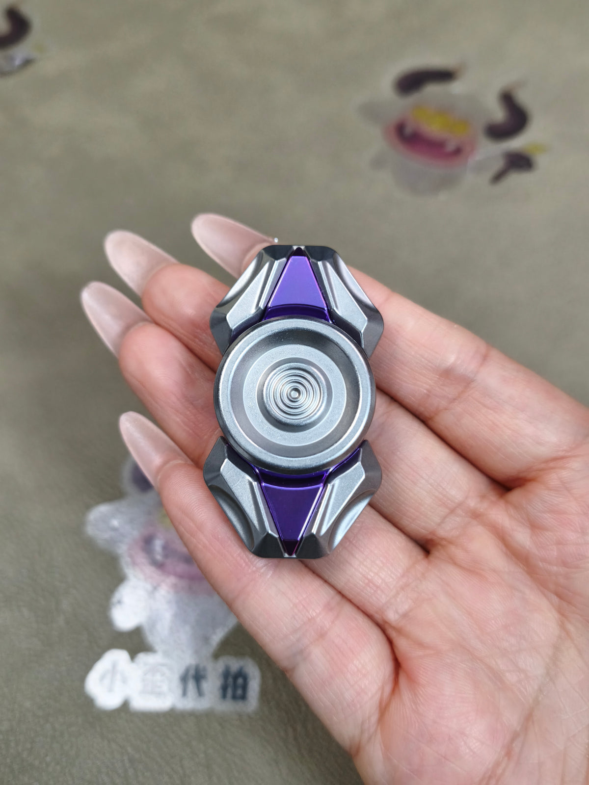 Spin Titanium Anodized