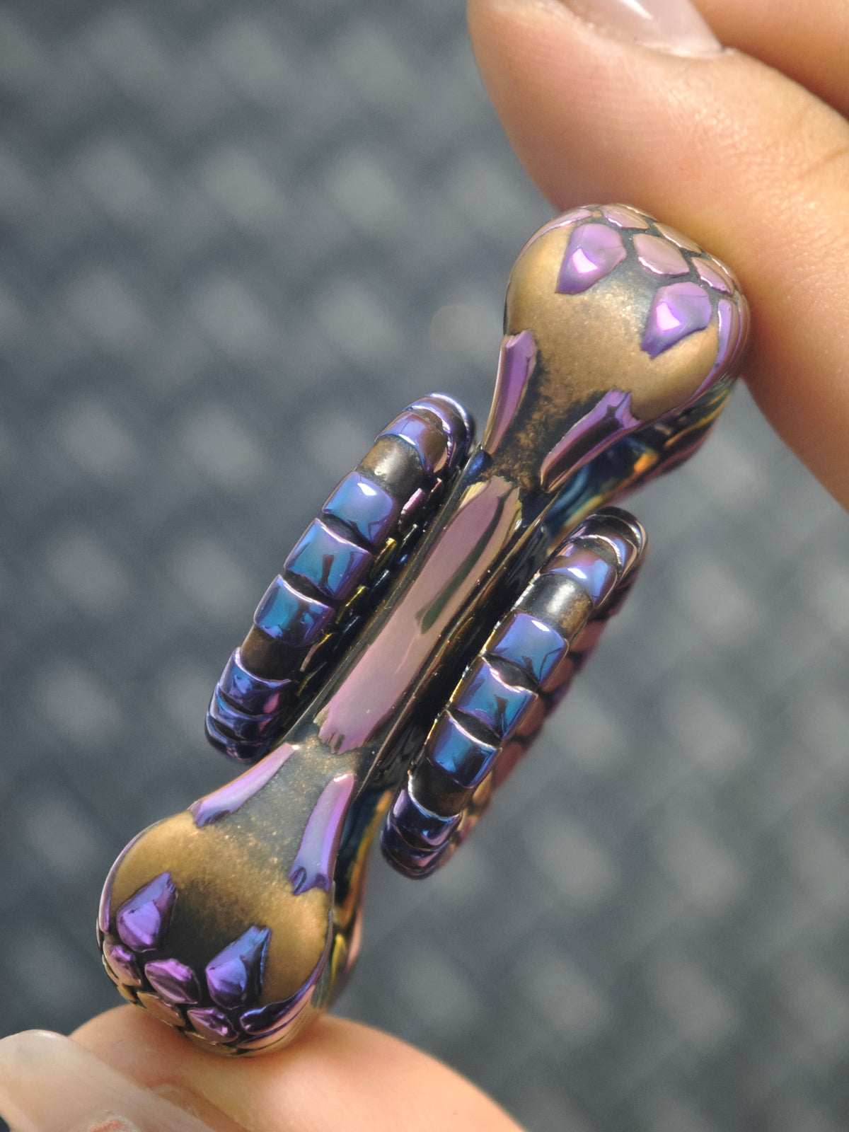 Two-Leaf Horizon Superconductor
