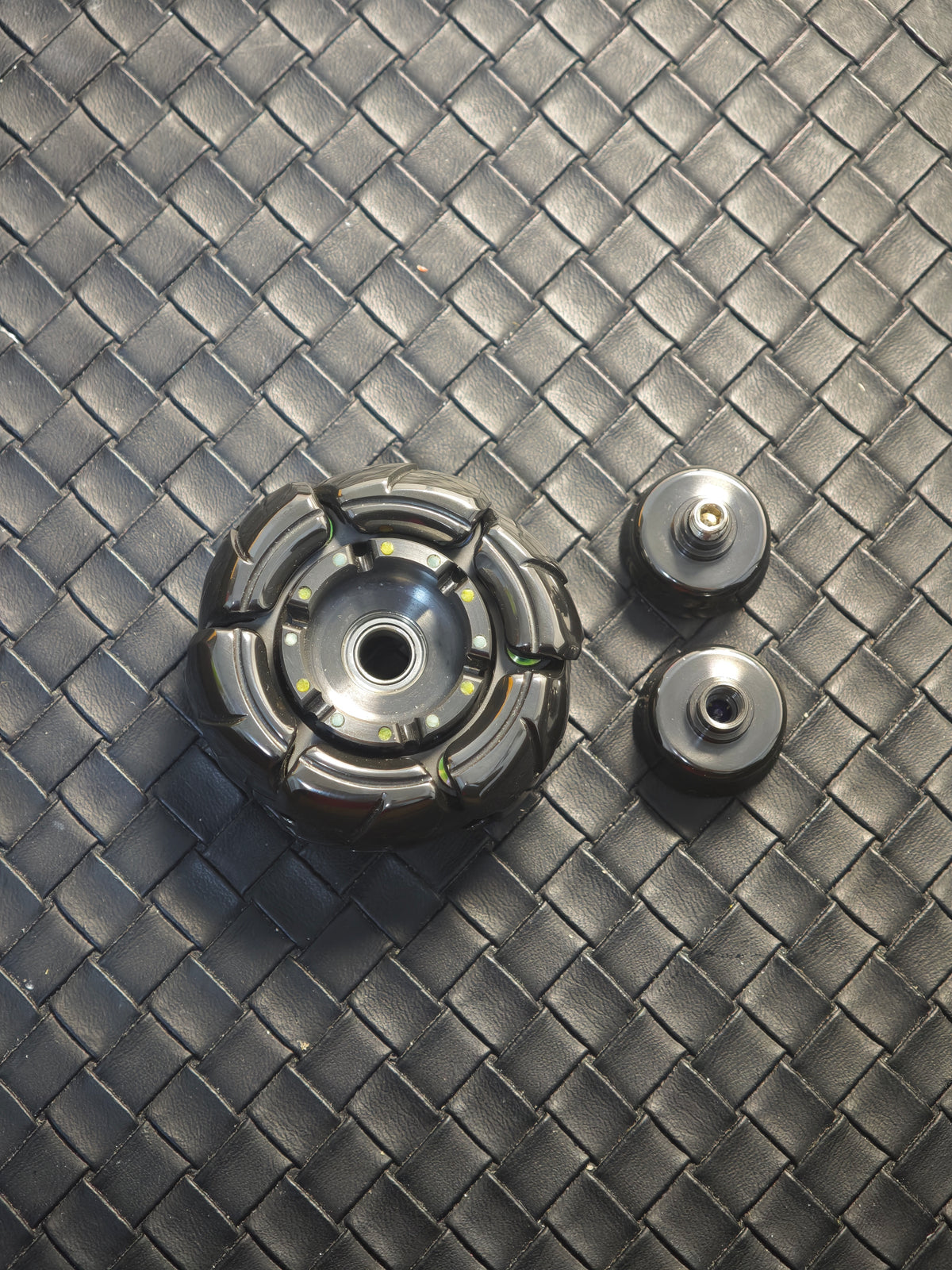 Pillbug Shell Opening Zirconium