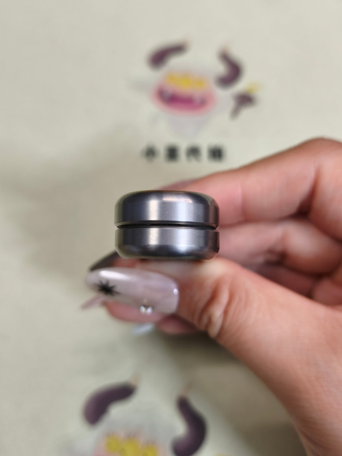 Top B Titanium