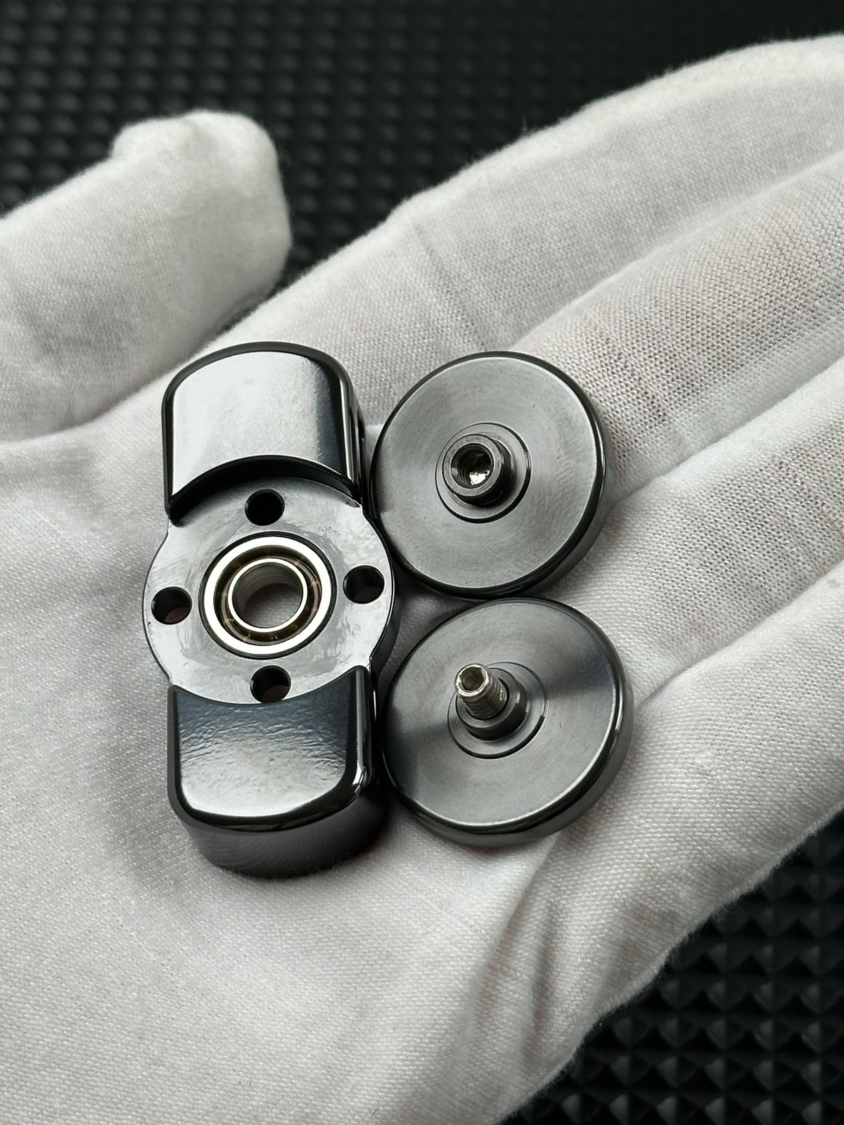 Floating Shadow Pro Zirconium