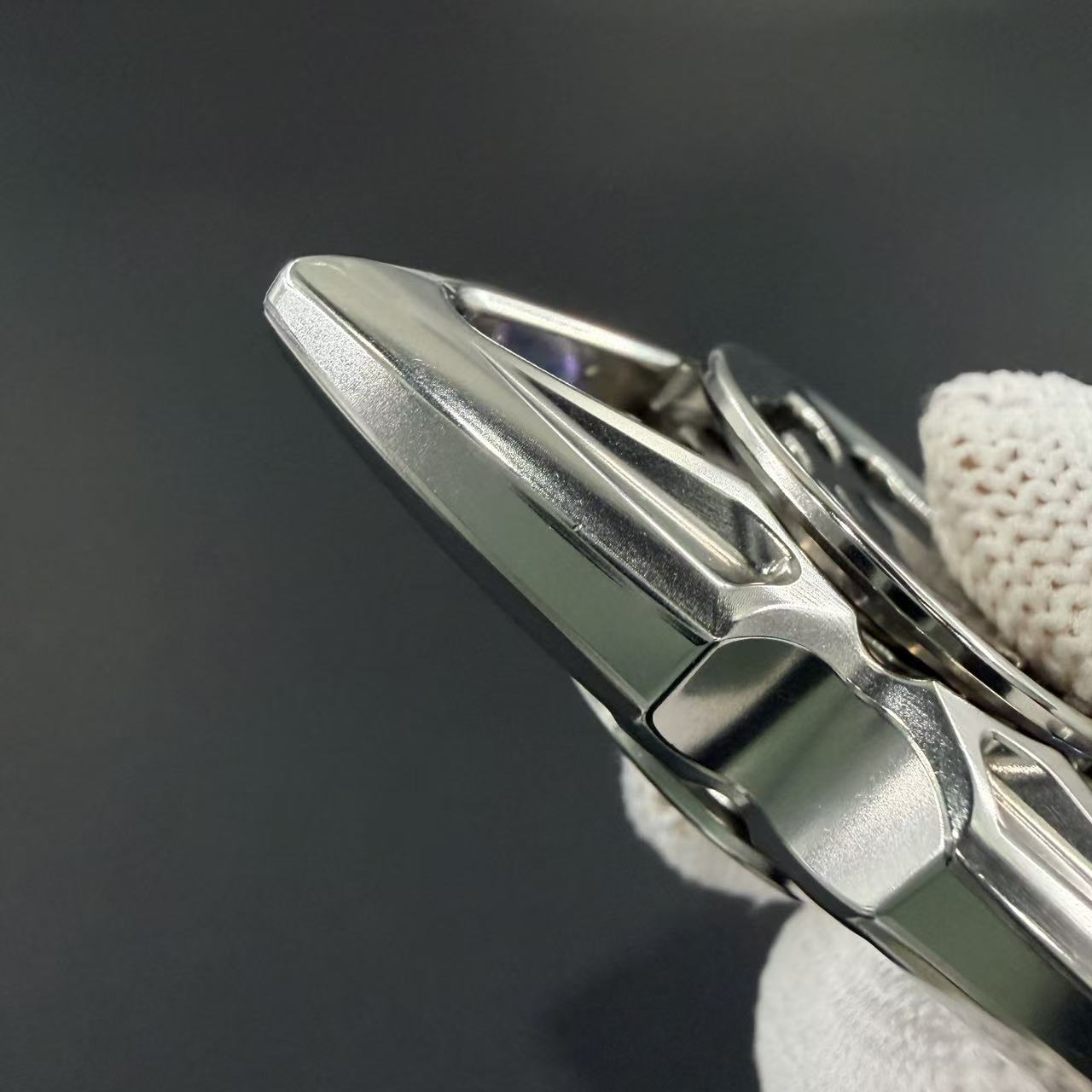 Lazeta Stainless Steel