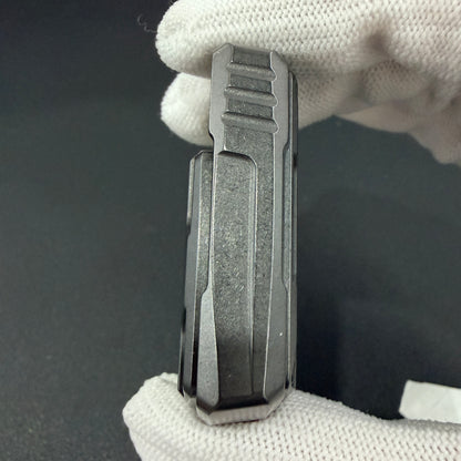 Thousand machines Zirconium