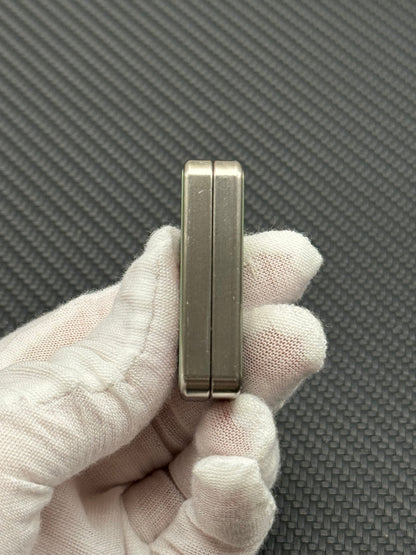 Dollar Pig Snout Titanium
