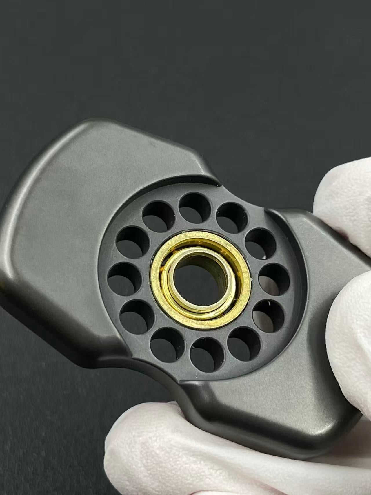 Long Slim Zirconium