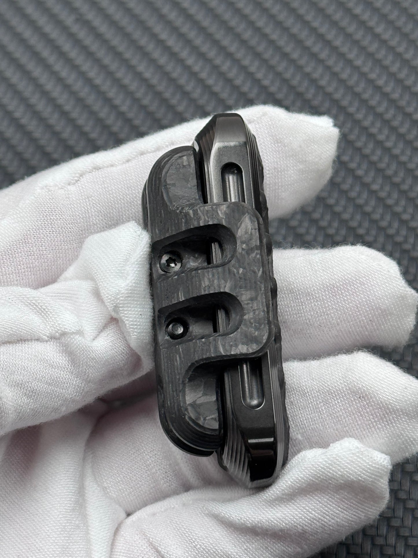 EXOSKELETON Carbon Fiber Bone Core