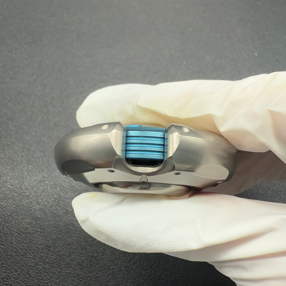 Resonance Titanium