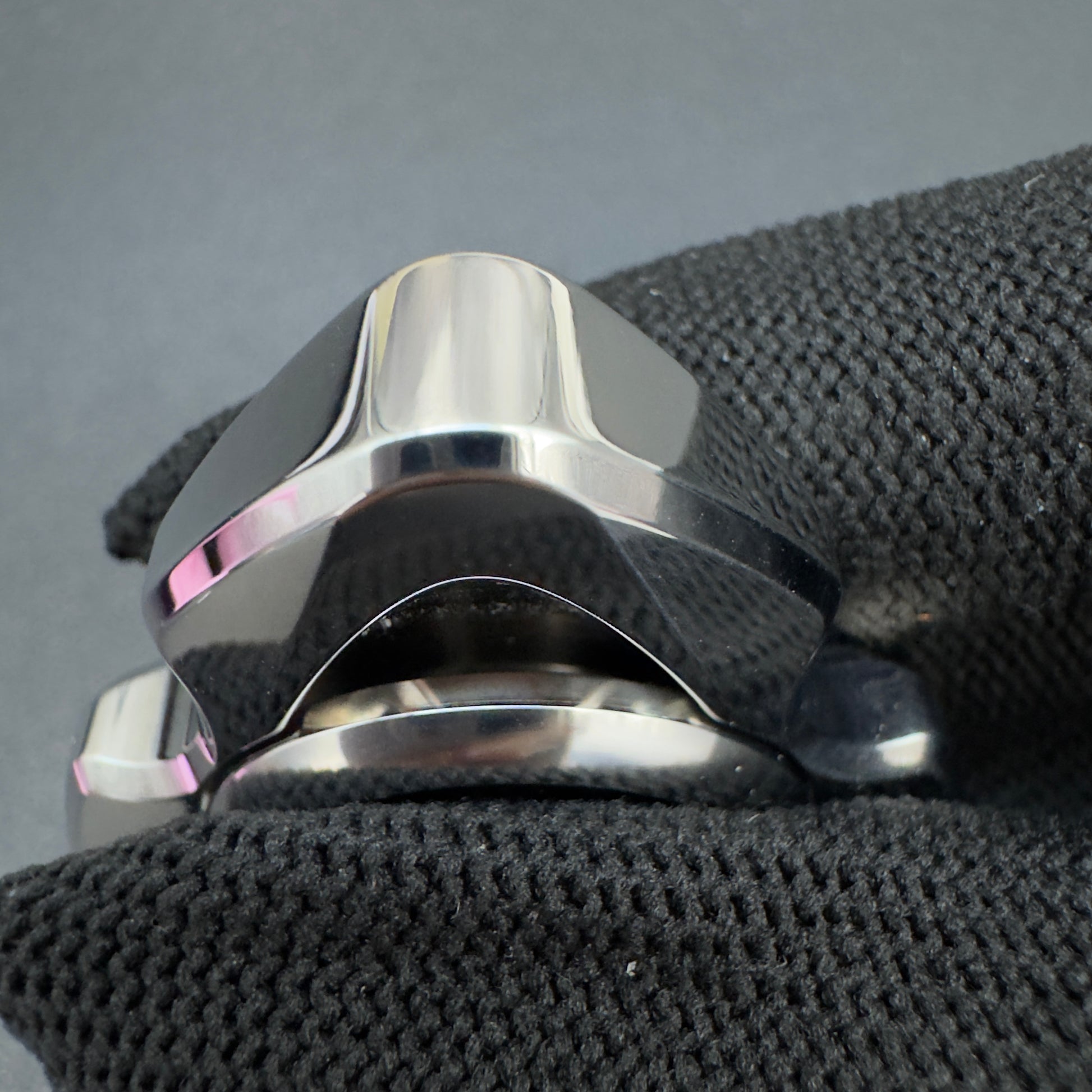 Nun Stainless Steel