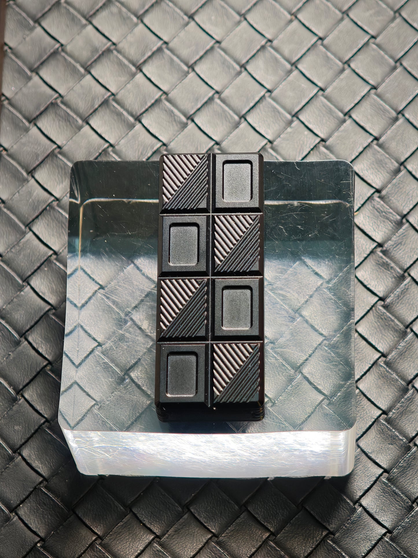 01EDC Wafer Chocolate Aluminum