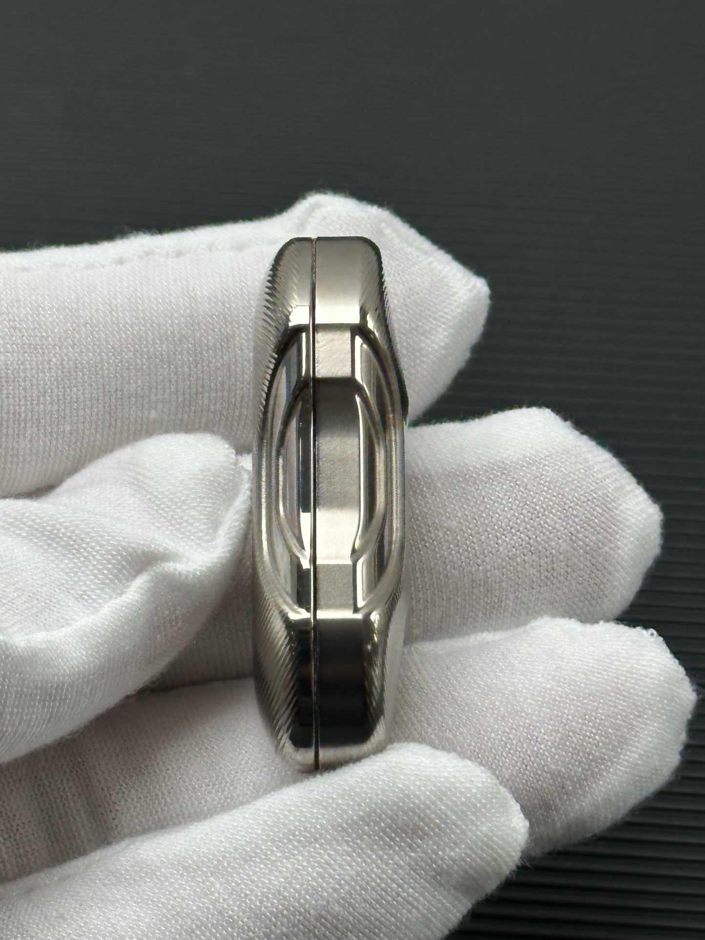 Leap Collector Titanium