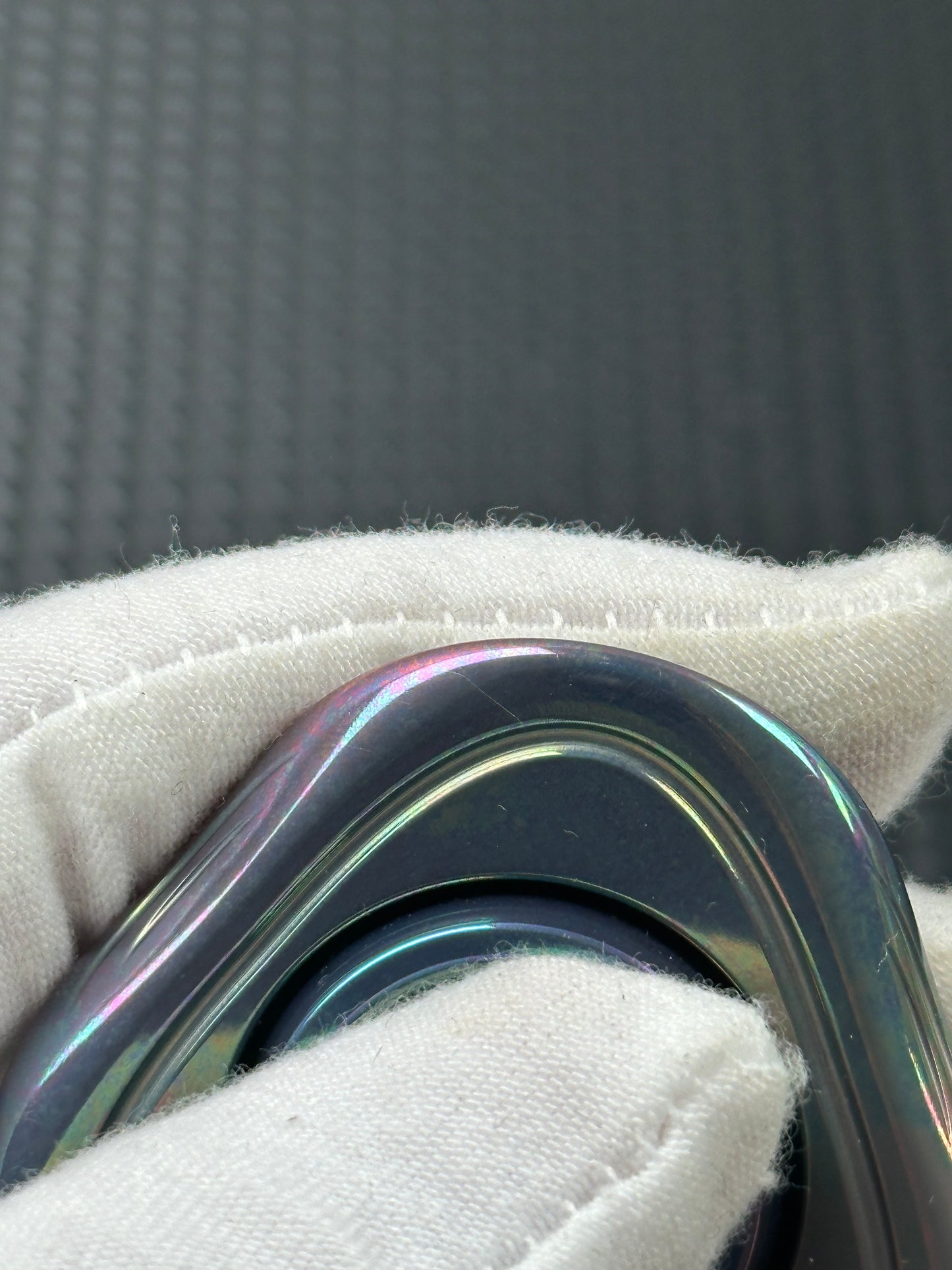 Zeppelin Titanium Color-Anodized