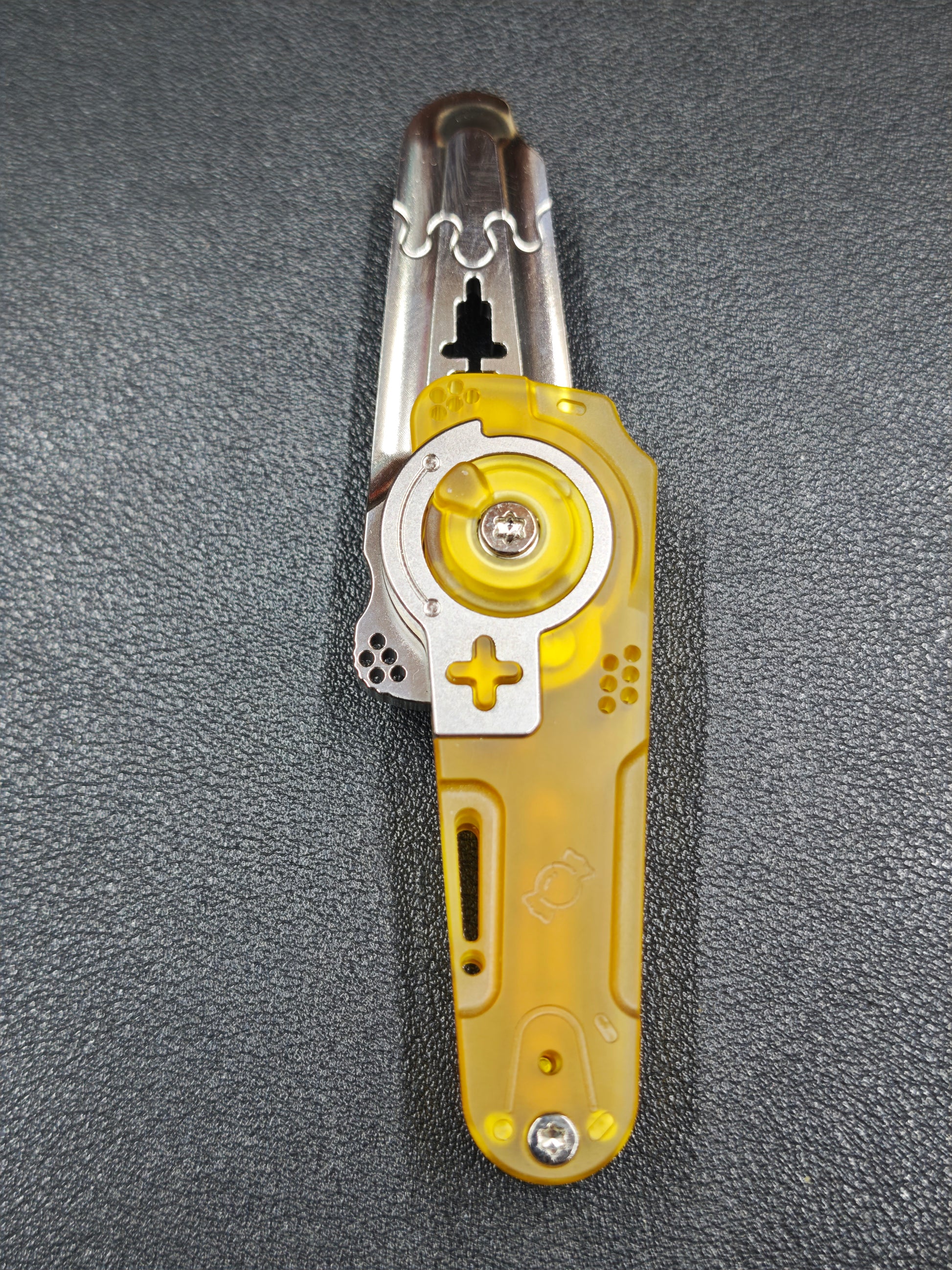 Dimension Slash PEI Titanium