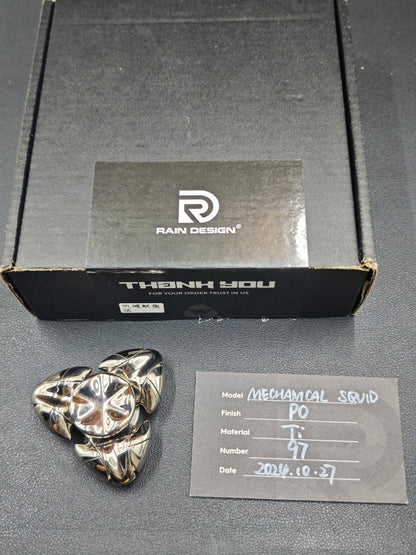 Machinery Squid Titanium