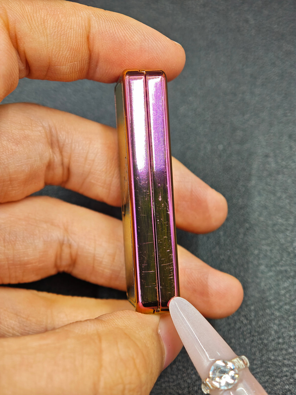 Jingle Bell Zirconium Oil Slick