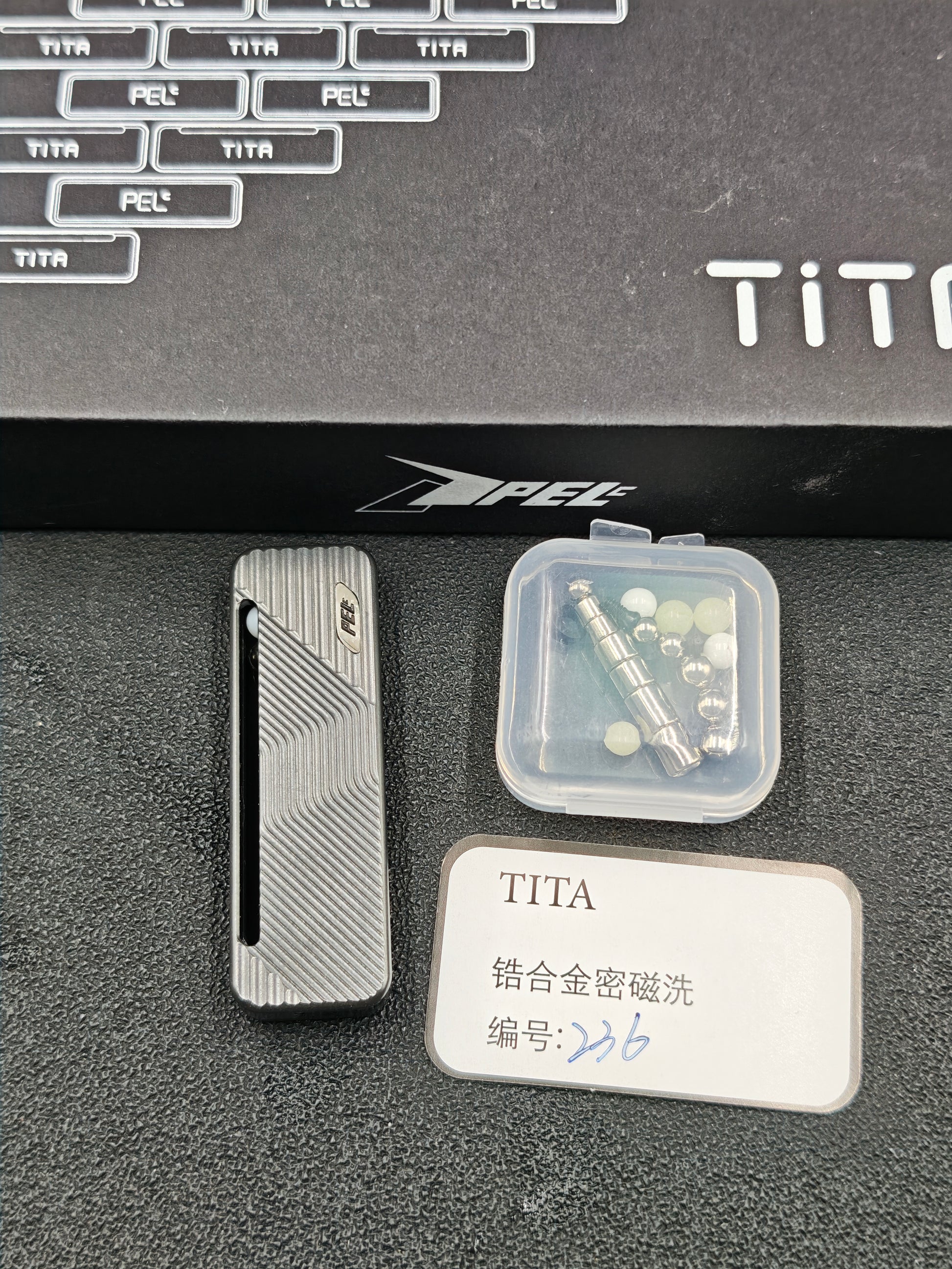 Tita Zirconium