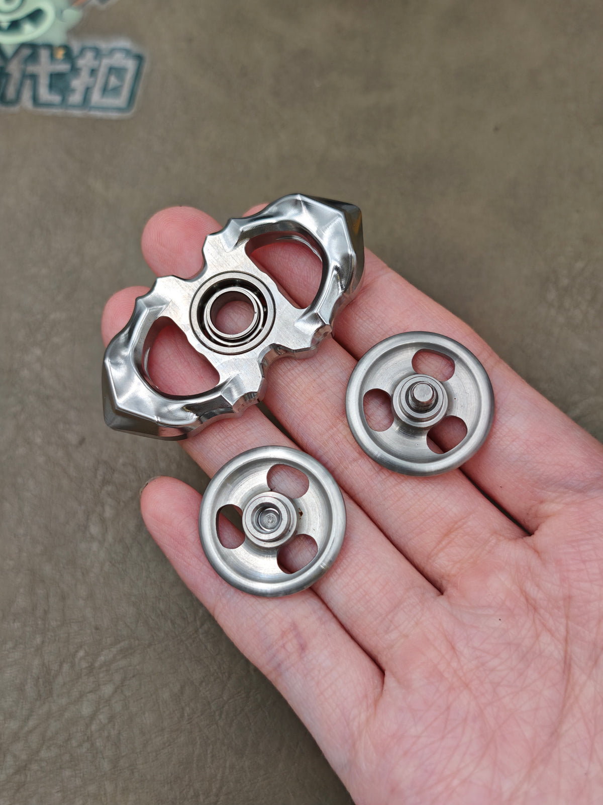 Thorns And Fog Stainless Steel Machine Finished
