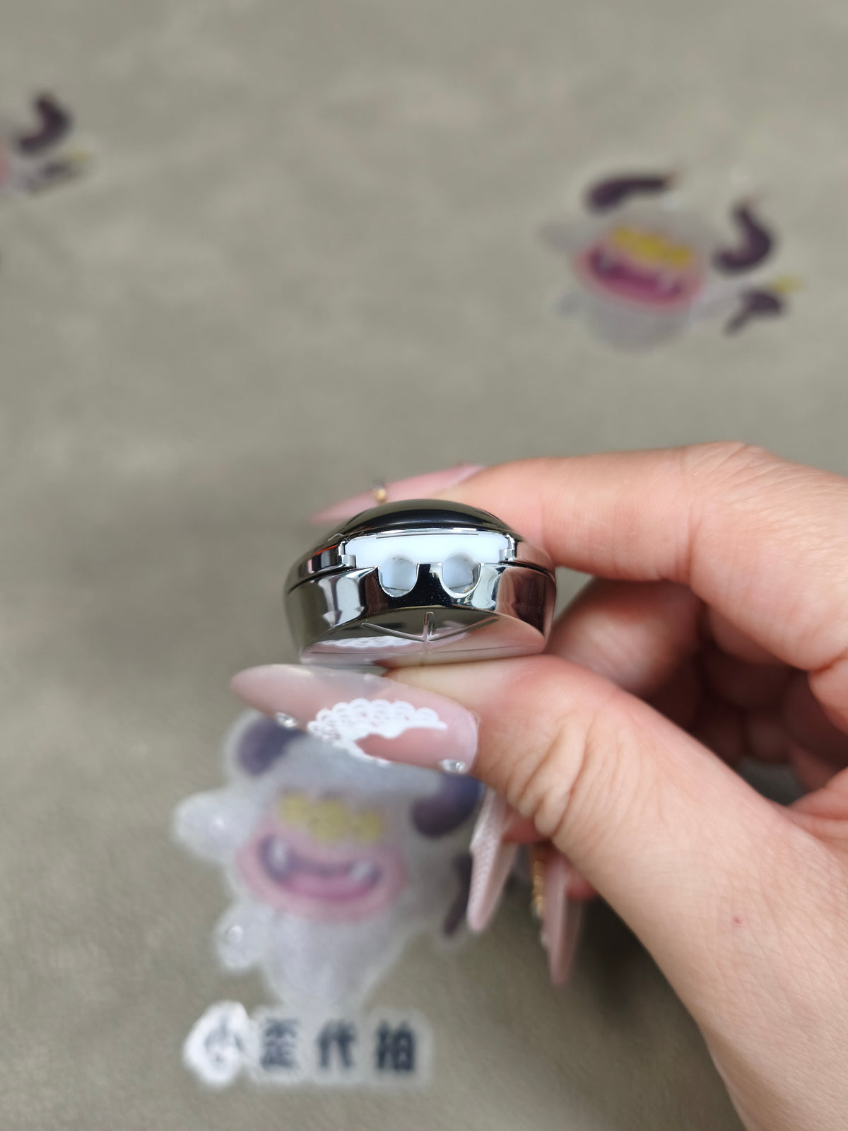 Jingle Beetle Titanium Polished