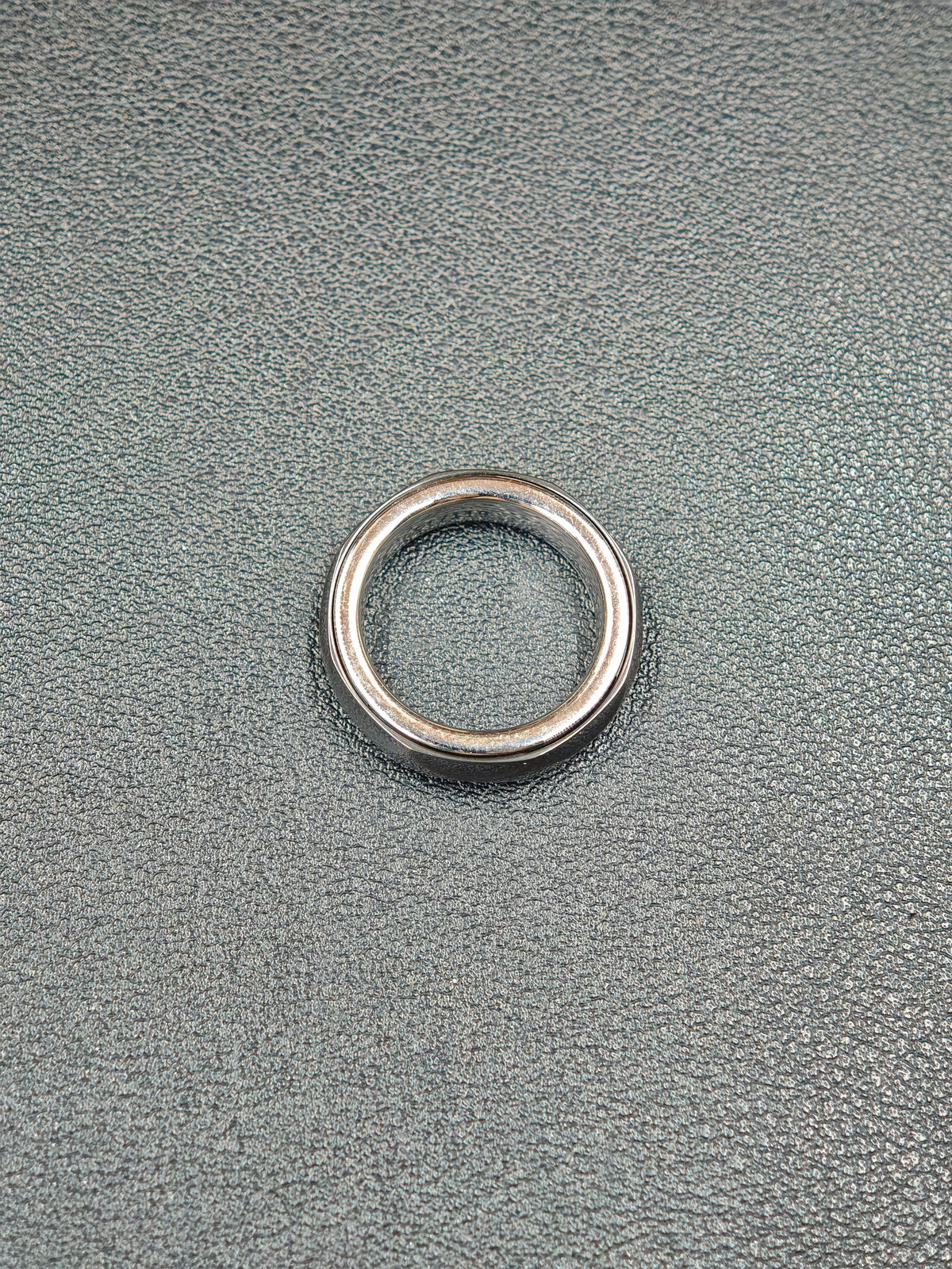 Star Spacetime Ring Zirconium