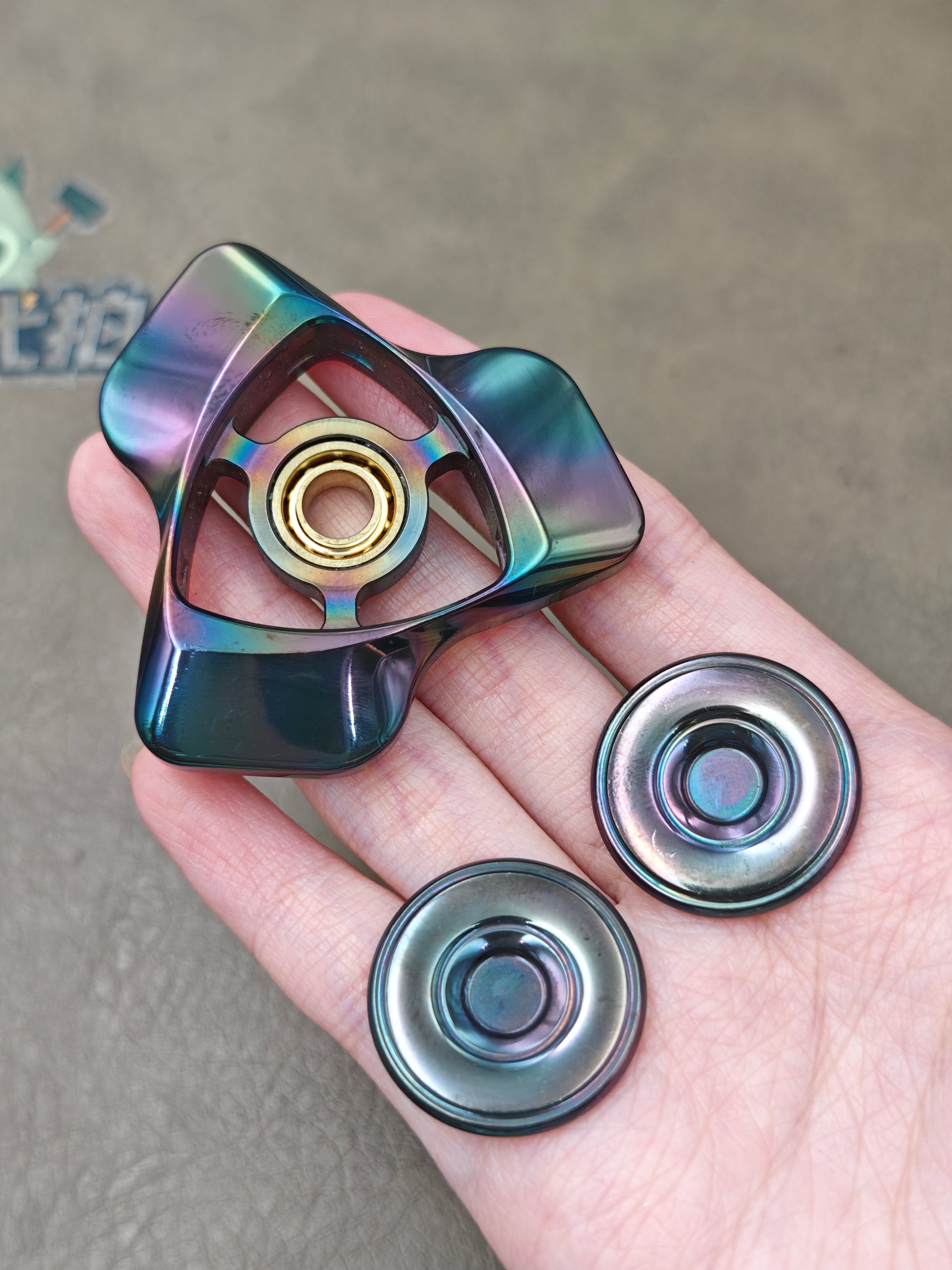 Phantom Dual Leaf Zirconium
