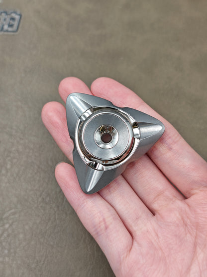 MAVE RE EST Stainless Steel Titanium