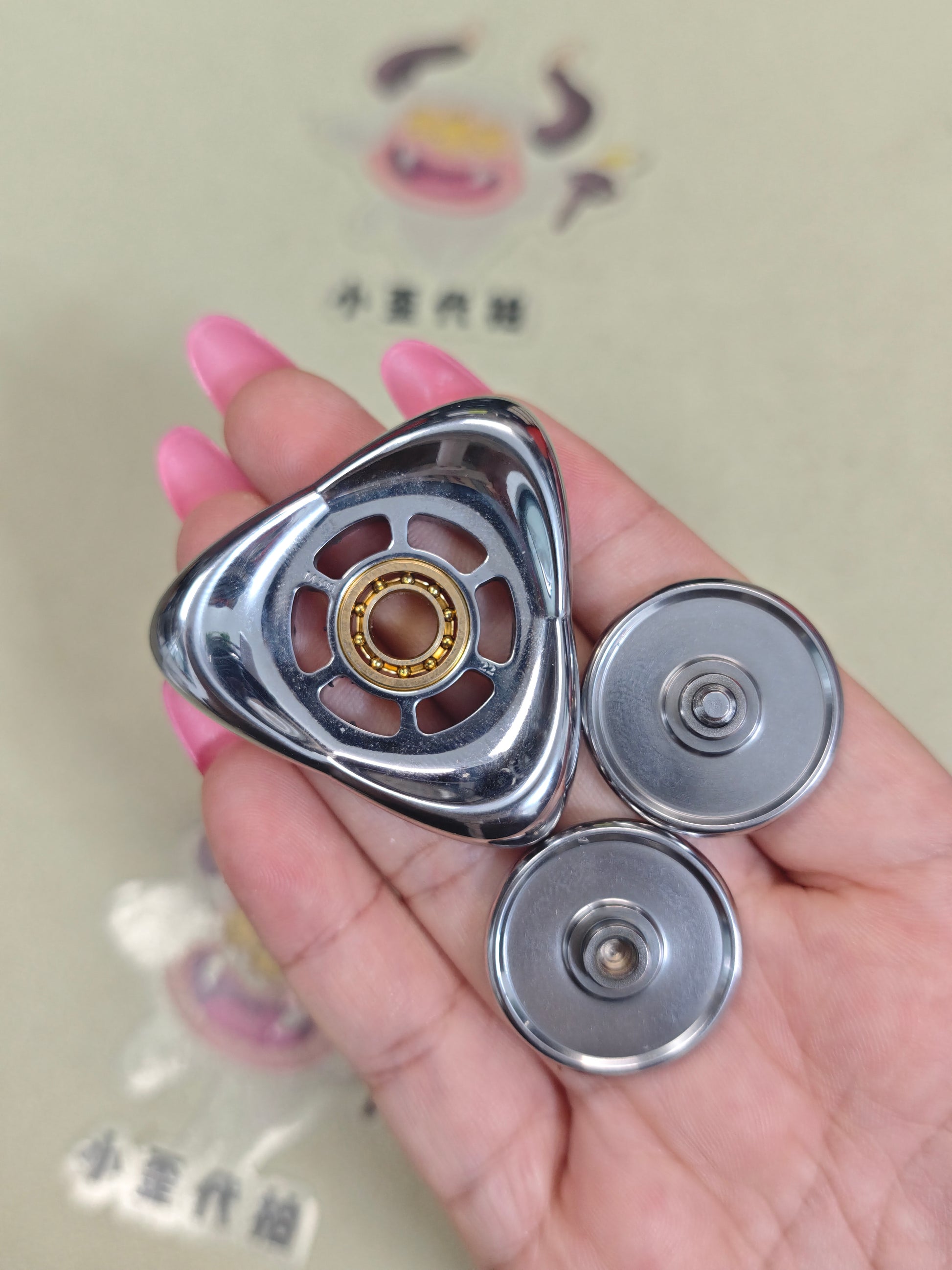 Crossing Stainless Steel Polished