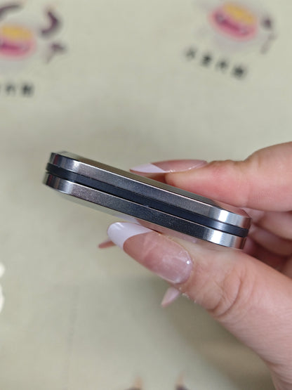 Coco Candy Titanium