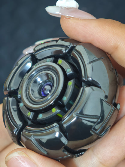 Pillbug Shell Opening Zirconium