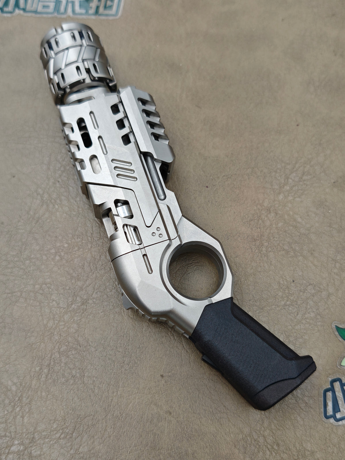 Punnk Titanium