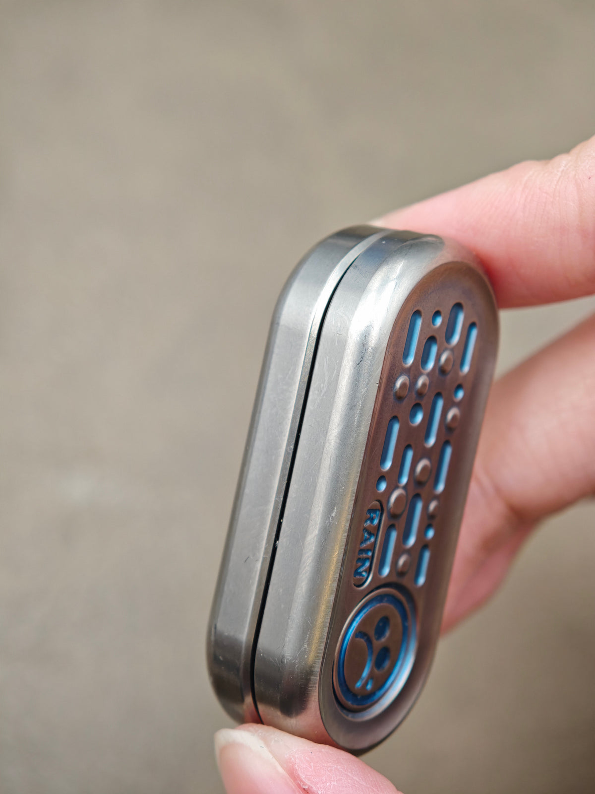 Top B Rain Titanium