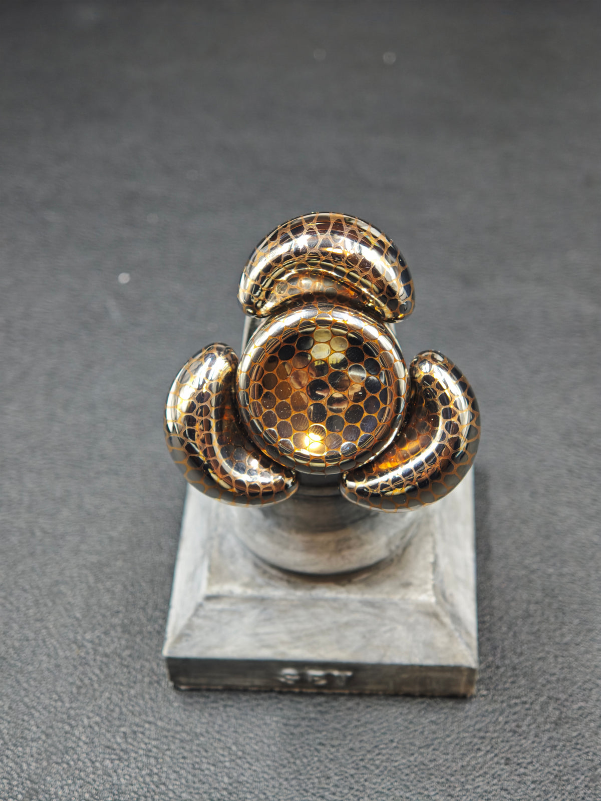 sandan Superconductor