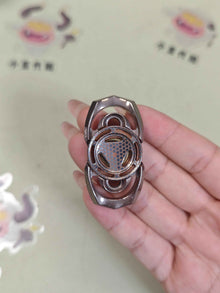 Star Gate Superconductor