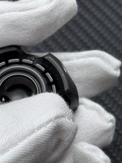 Noiz O Stainless Steel Zirconium