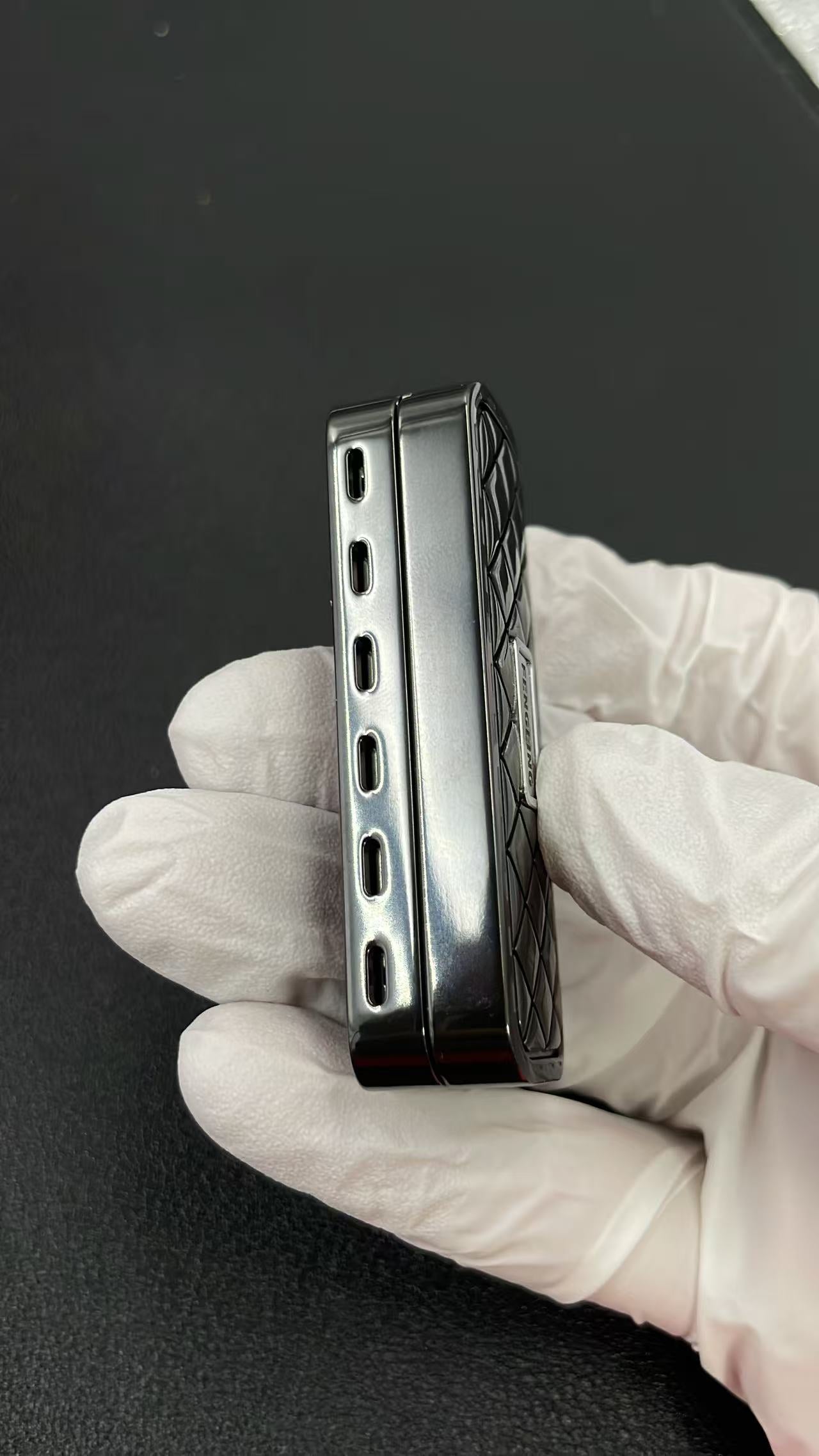 Feng Ling Zirconium